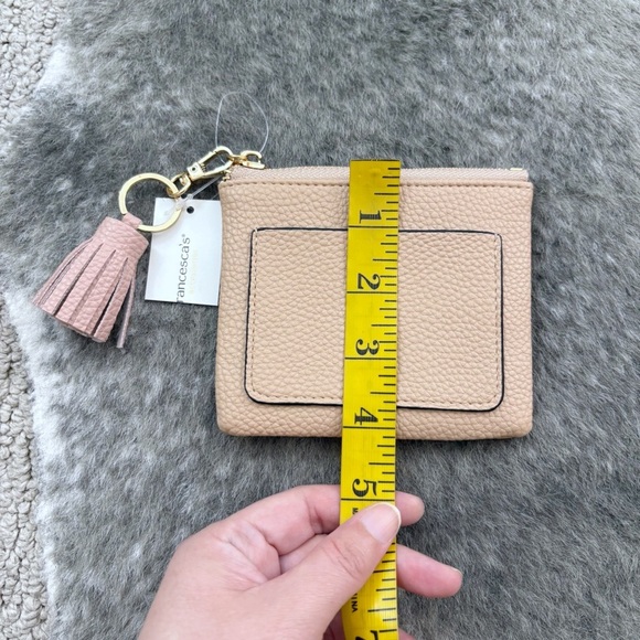 NWT Francesca’s Zipper Pouch - Picture 9 of 10